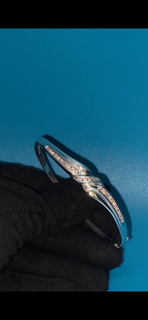 S925 16.3G .50CTW TWIST BANGLE